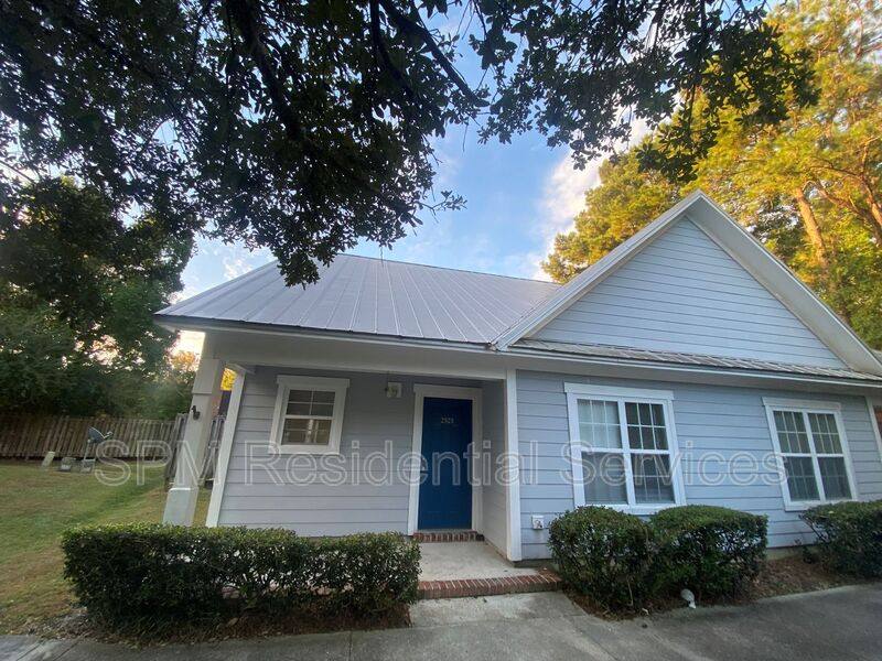 Apartment for rent at 2521 Ebb Tide Lane, Wilmington, NC 28409