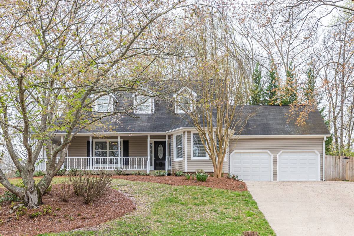 House for rent at 2509 Baytree Dr, Greensboro, NC 27455