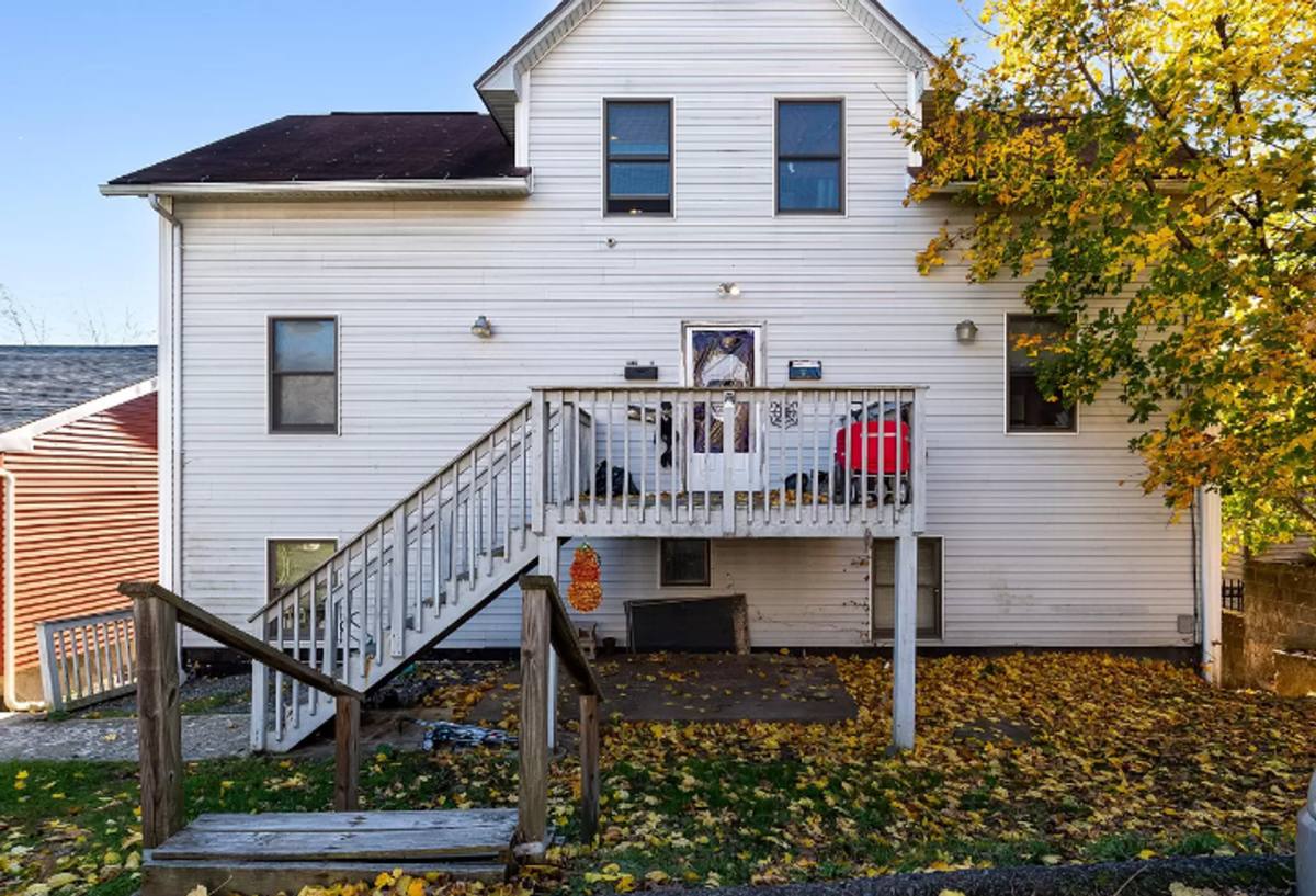 Apartment for rent at 1130 1132 Luzerne St, Scranton, PA 18504