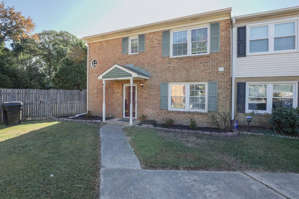 Townhouse for rent at 4755 Old Hickory Rd, Virginia Beach, VA 23455