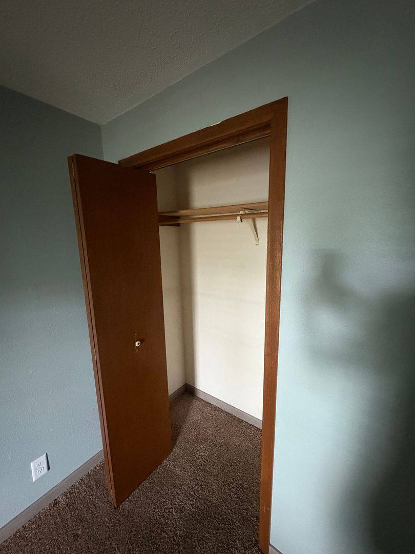 Apartment for rent at 119 Maple St, Lawton, IA 51030