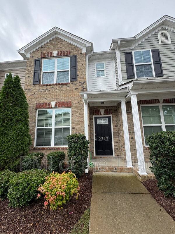 Townhouse for rent at 5383 Farm House Trail, Winston Salem, NC 27103