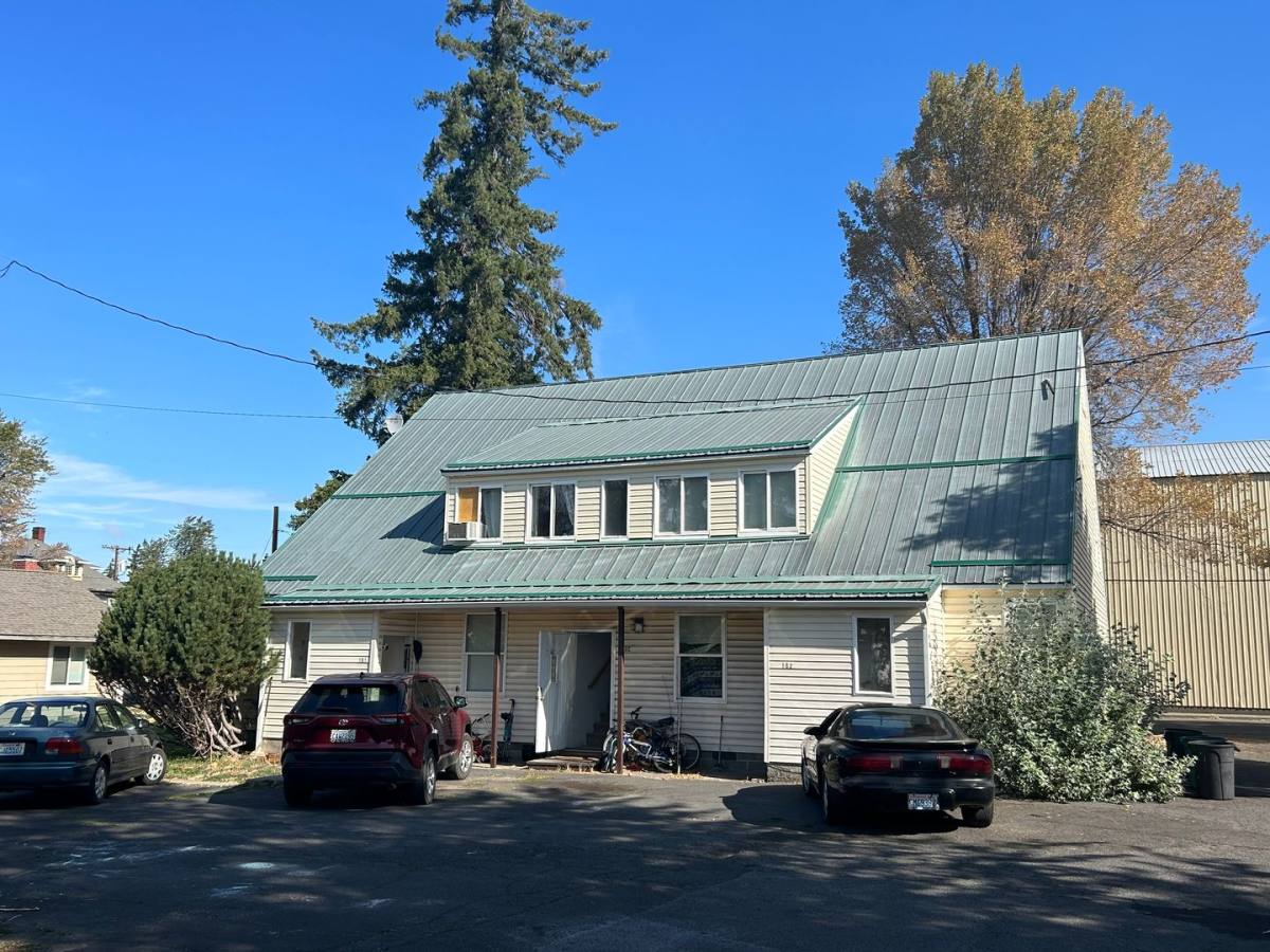 Apartment for rent at 118 E Brooks St, Goldendale, WA 98620