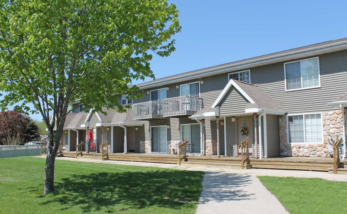 Apartment for rent at 3436 Midvale Dr, Janesville, WI 53546