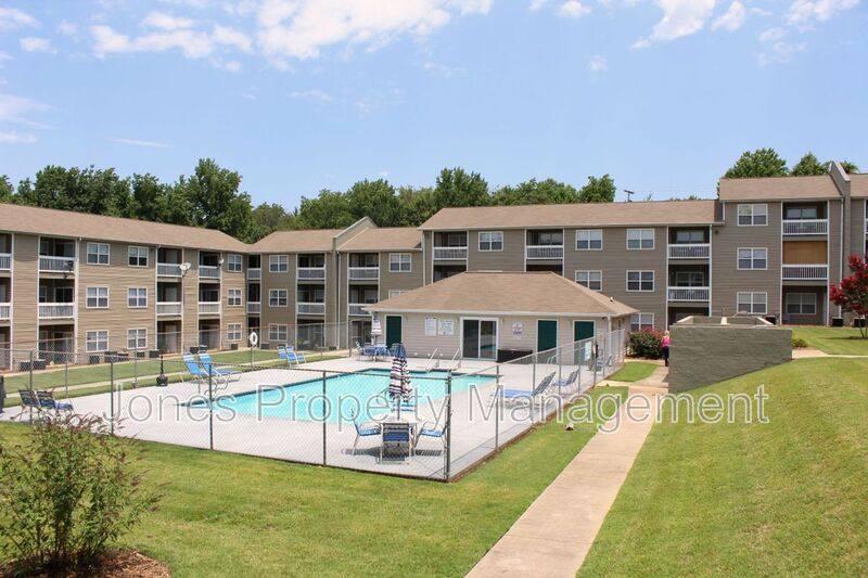 Apartment for rent at 303 D Country Club Dr NE, Concord, NC 28025