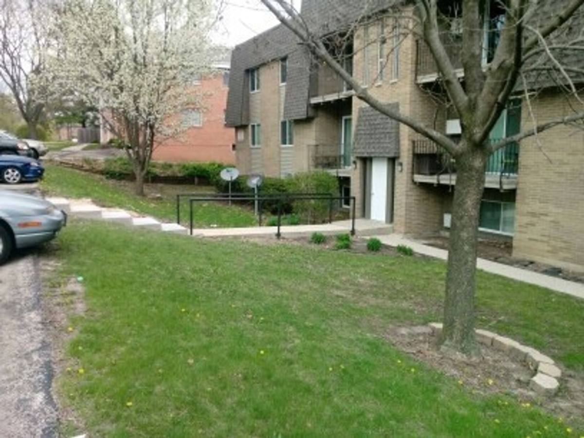 Apartment for rent at 2905 Park Terrace, Rockford, IL 61114