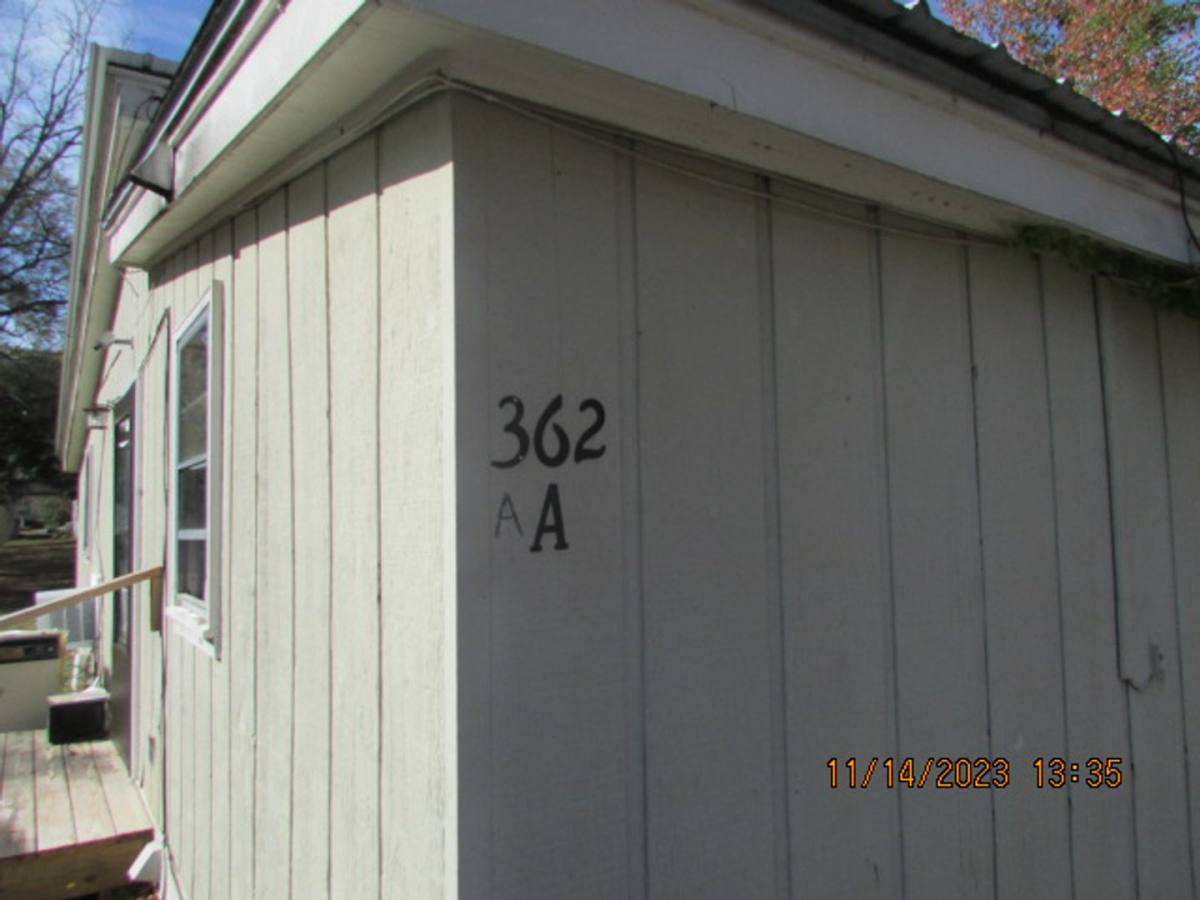 Apartment for rent at 362 N Magnolia St, Sumter, SC 29150