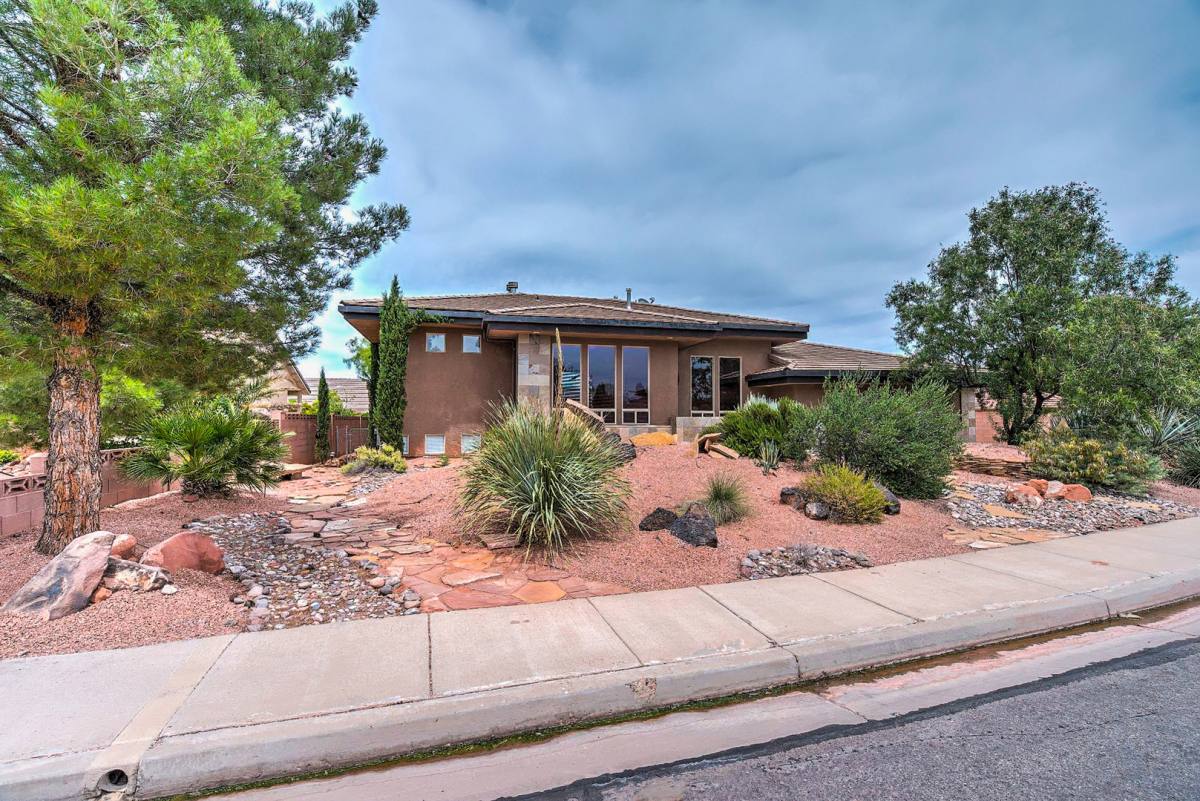 House for rent at 3654 Mitchell Dr, Santa Clara, UT 84765