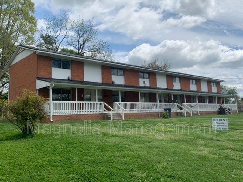 Apartment for rent at 226 Oak St #F, Henderson, NC 27536