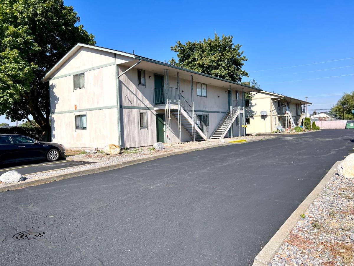 Apartment for rent at 12703 E 3rd Ave, Spokane, WA 99216