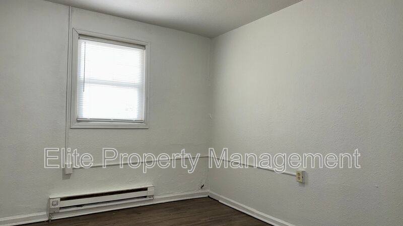 Apartment for rent at 200 W Arroyo Ave #B, Pueblo, CO 81004