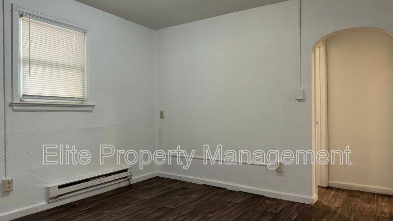 Apartment for rent at 200 W Arroyo Ave #B, Pueblo, CO 81004