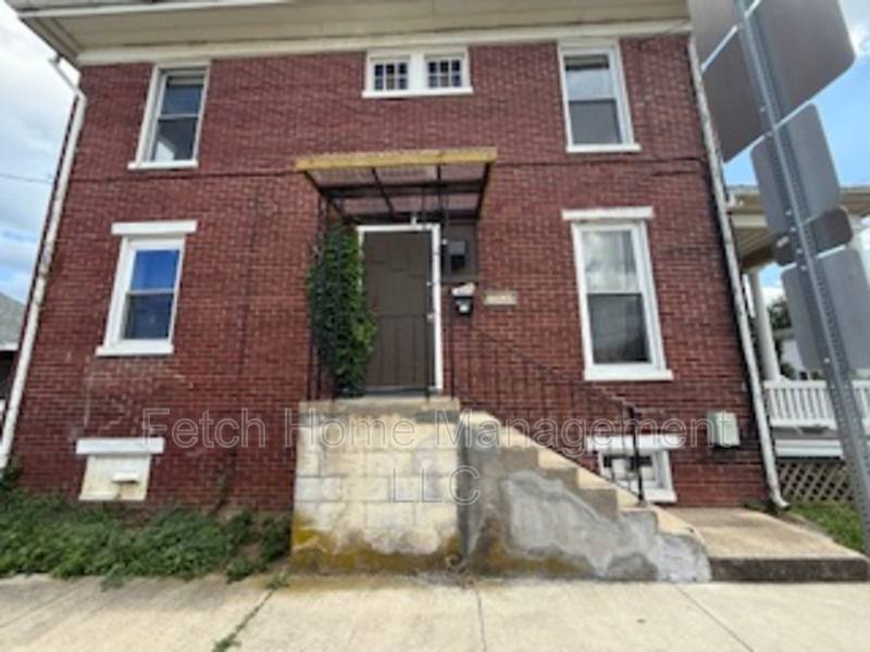 Apartment for rent at 143 N Albemarle St #2 Floor, York, PA 17403