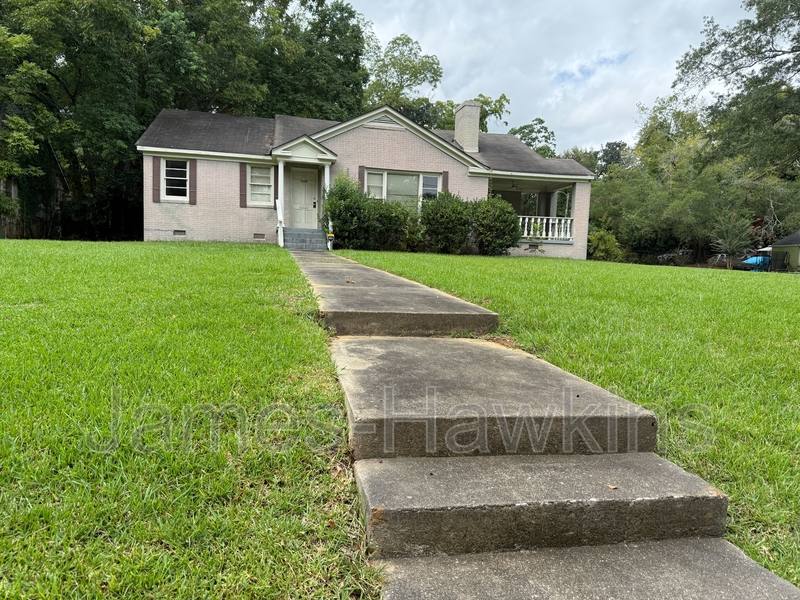 House for rent at 3304 Gilmer Ave, Montgomery, AL 36105