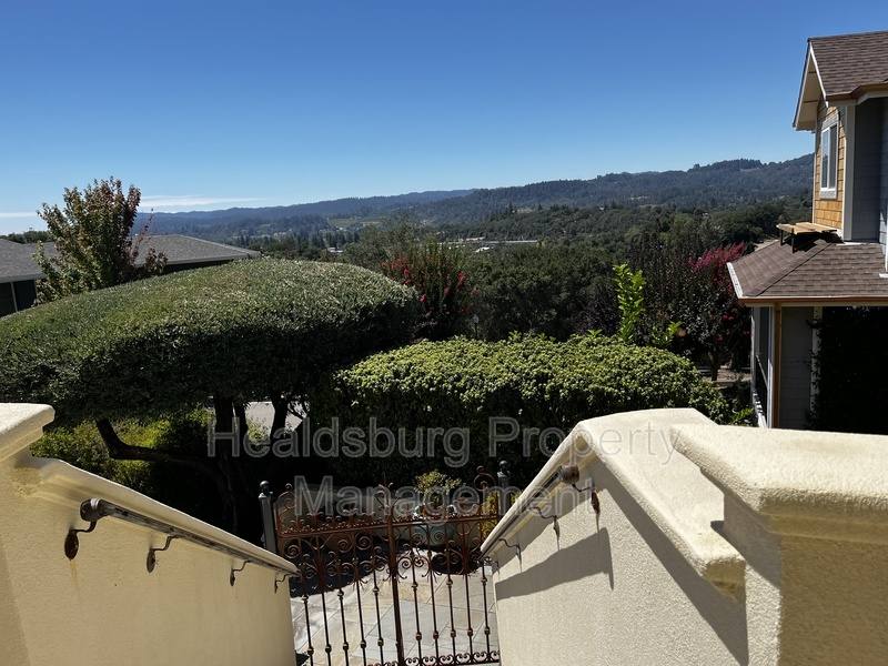 House for rent at 265 Cedar Ridge, Healdsburg, CA 95448