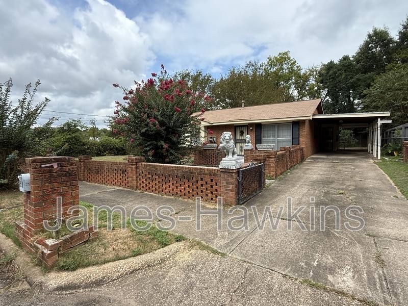 House for rent at 1531 Midway St, Montgomery, AL 36110