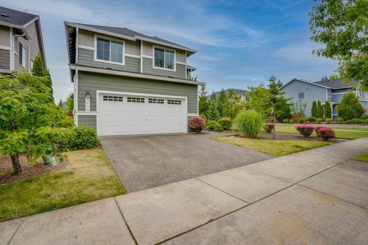 House for rent at 3628 195th Place SE, Bothell, WA 98012