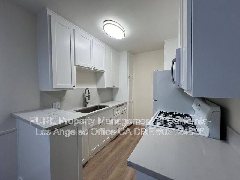 House for rent at 4421 Murietta Ave #5, Sherman Oaks, CA 91423