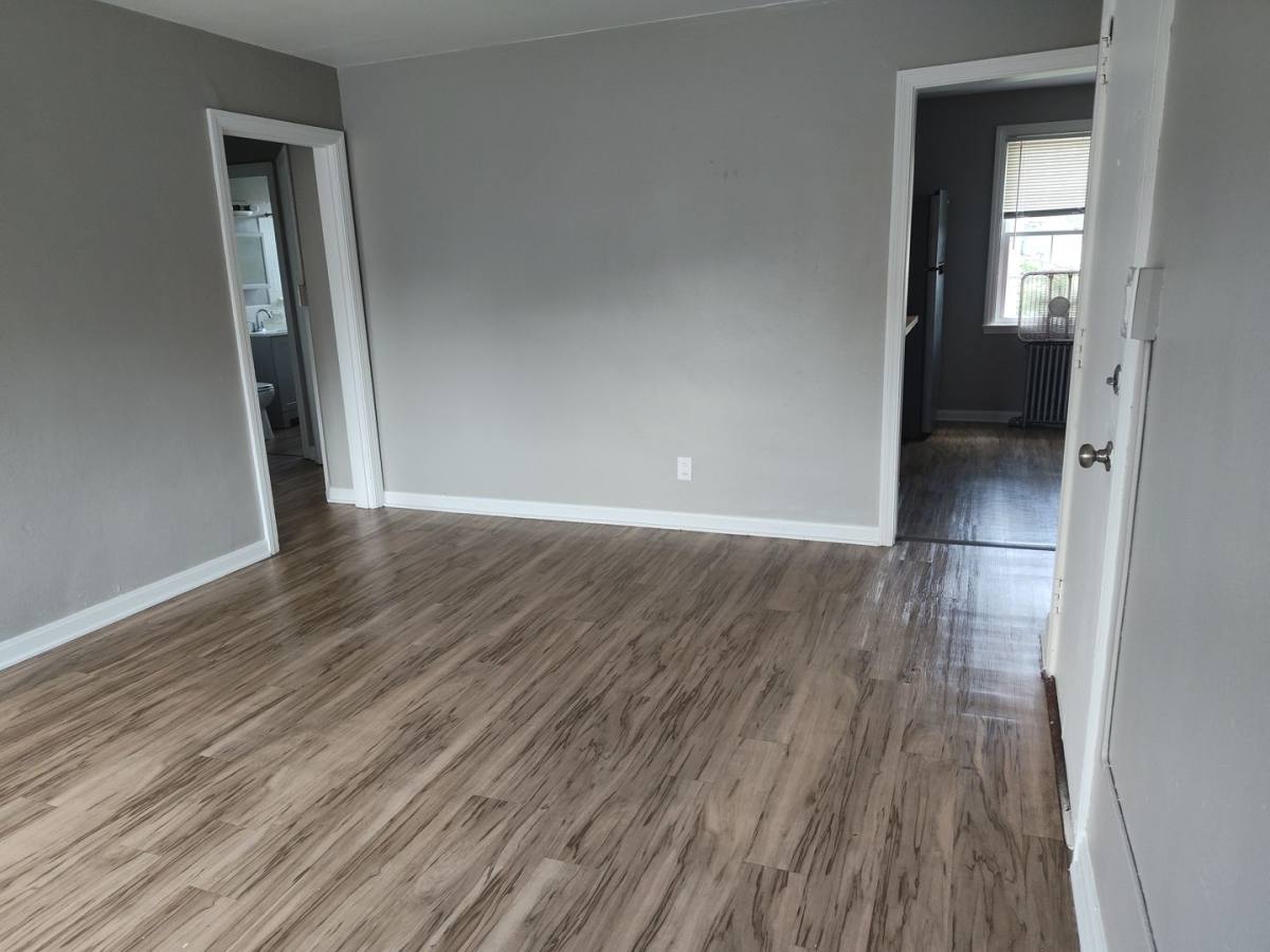 Apartment for rent at 415 E 222nd St, Euclid, OH 44123