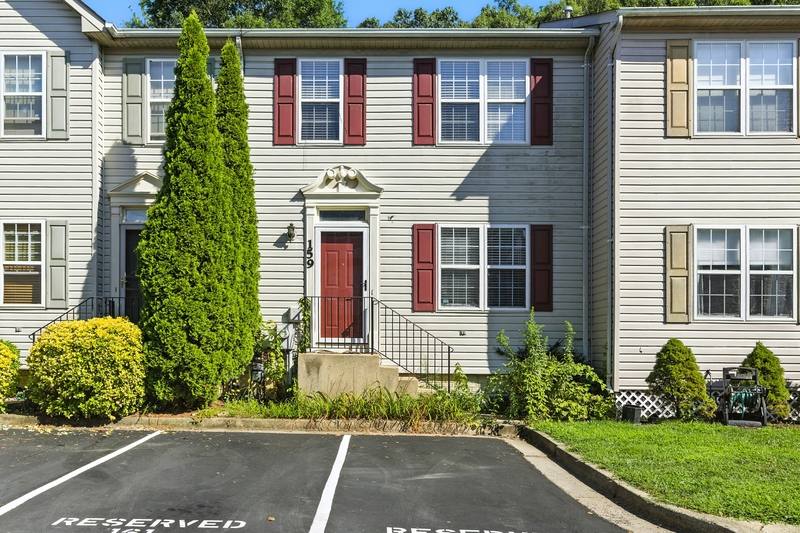 Townhouse for rent at 159 Brightwater Dr, Annapolis, MD 21401
