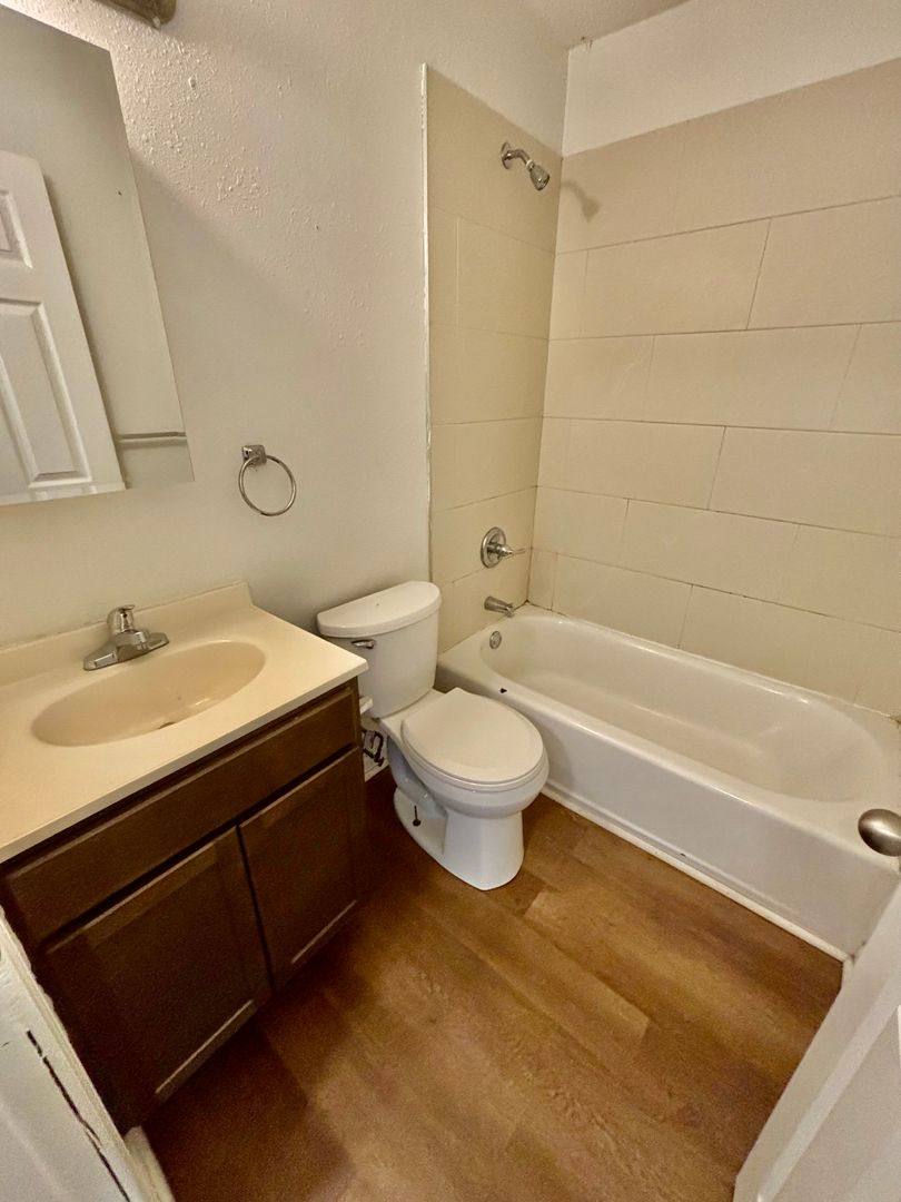 Apartment for rent at 200 N Hill-N-Dale St, Danville, KY 40422
