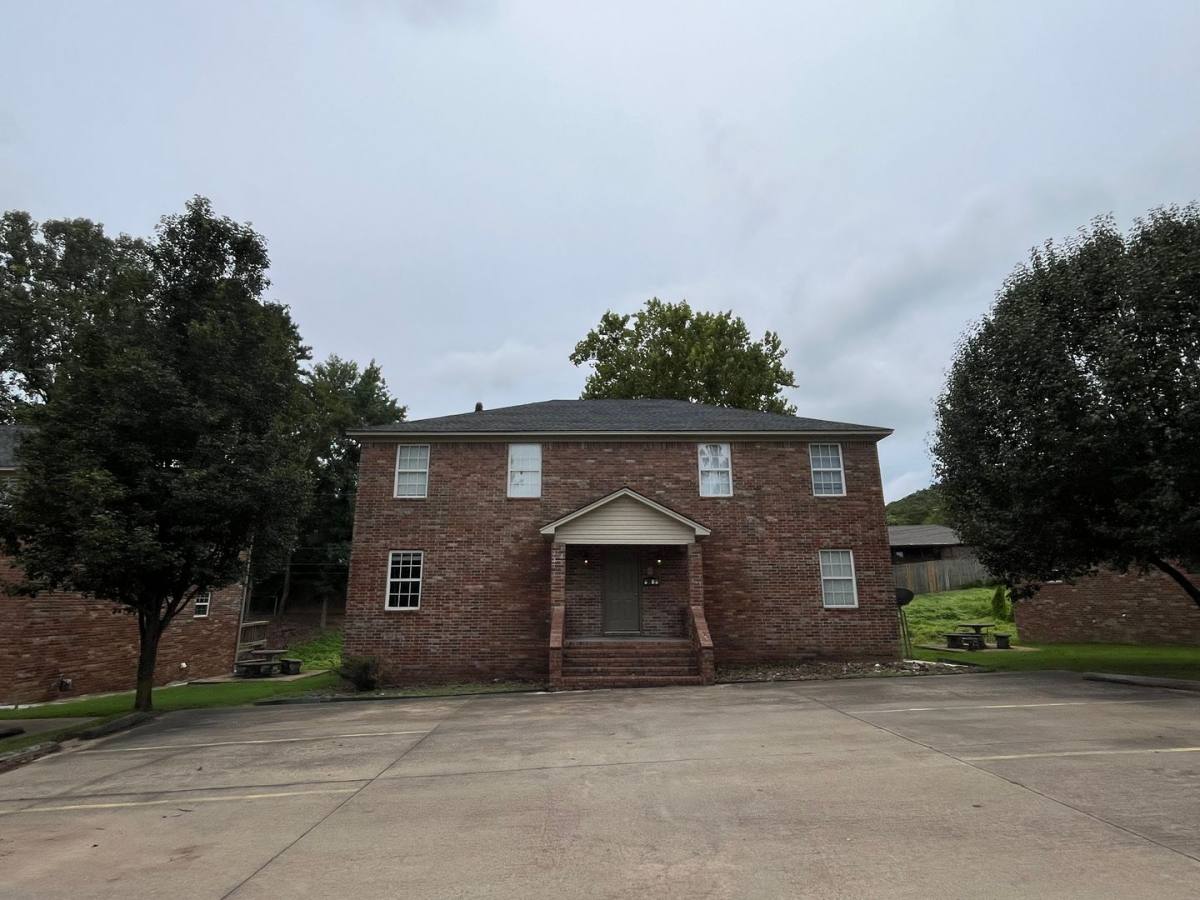 Apartment for rent at 116 E Carthage Ave, Russellville, AR 72801