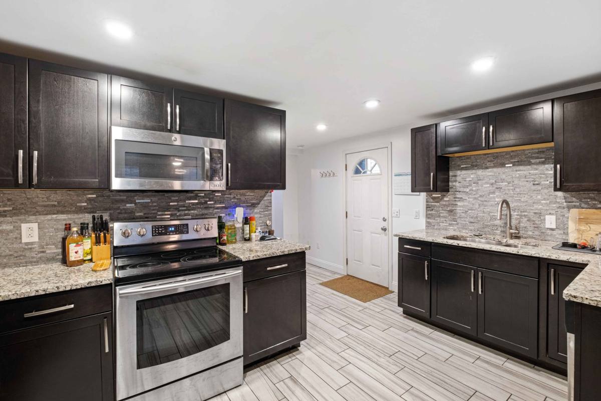 Apartment for rent at 1721-1723 Edwards Way, Pittsburgh, PA 15203