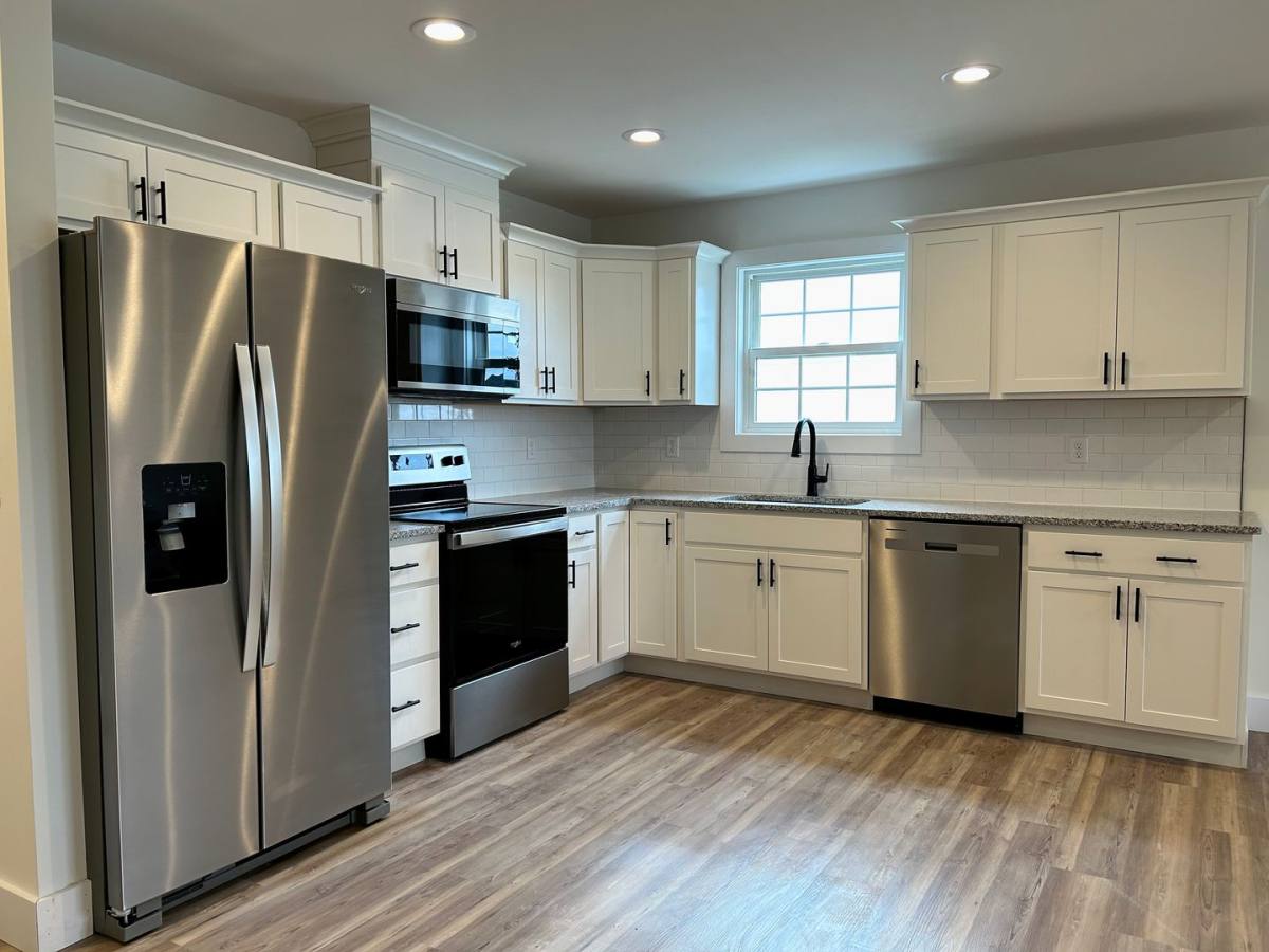 Apartment for rent at 320 322 Winding Branch Dr, Berea, KY 40403