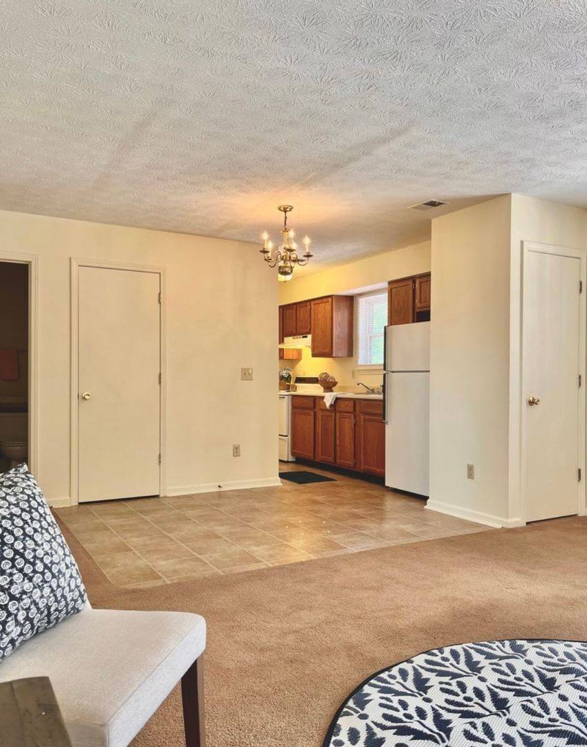 Apartment for rent at 398 Gibson Lane, Richmond, KY 40475