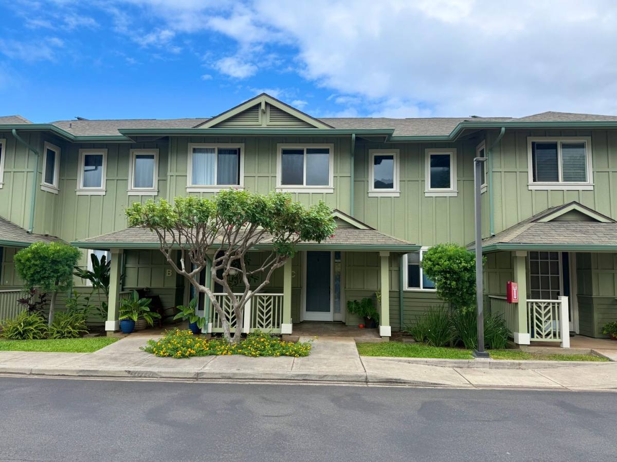 Townhouse for rent at 11 Kamauhalii Way, Wailuku, HI 96793