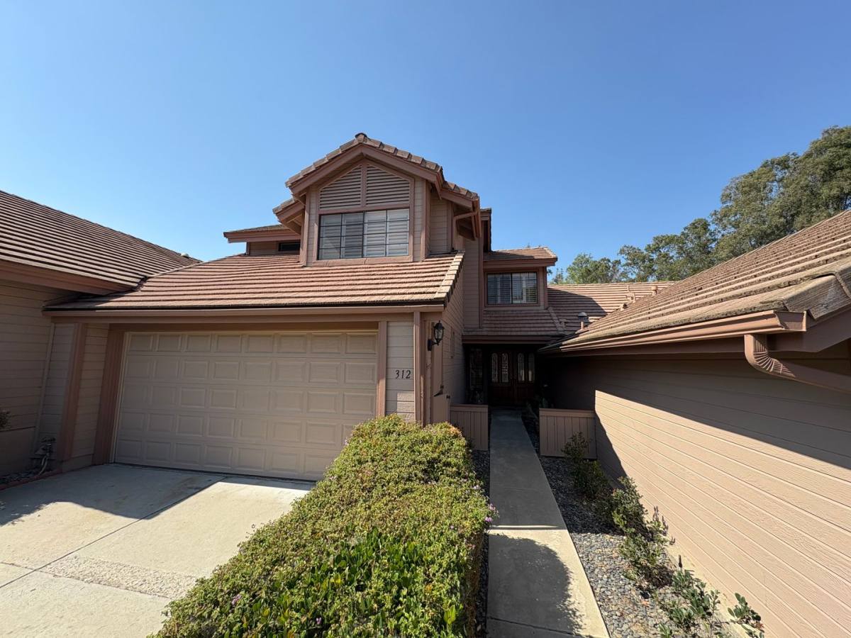 House for rent at 312 Mahogany Glen, Escondido, CA 92026