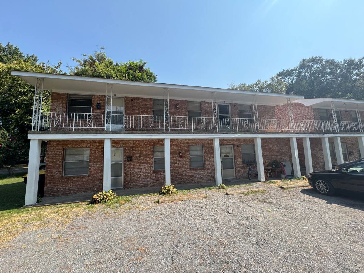 Apartment for rent at 318 E Purdon #8, England, AR 72046
