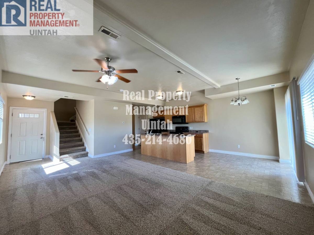 Townhouse for rent at 207 E 1100 S, Vernal, UT 84078