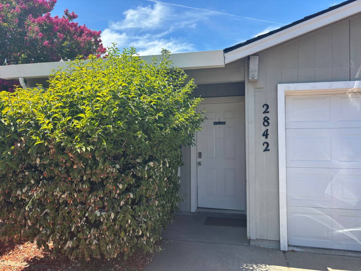 Townhouse for rent at 2842 Cochise Court, Rancho Cordova, CA 95670