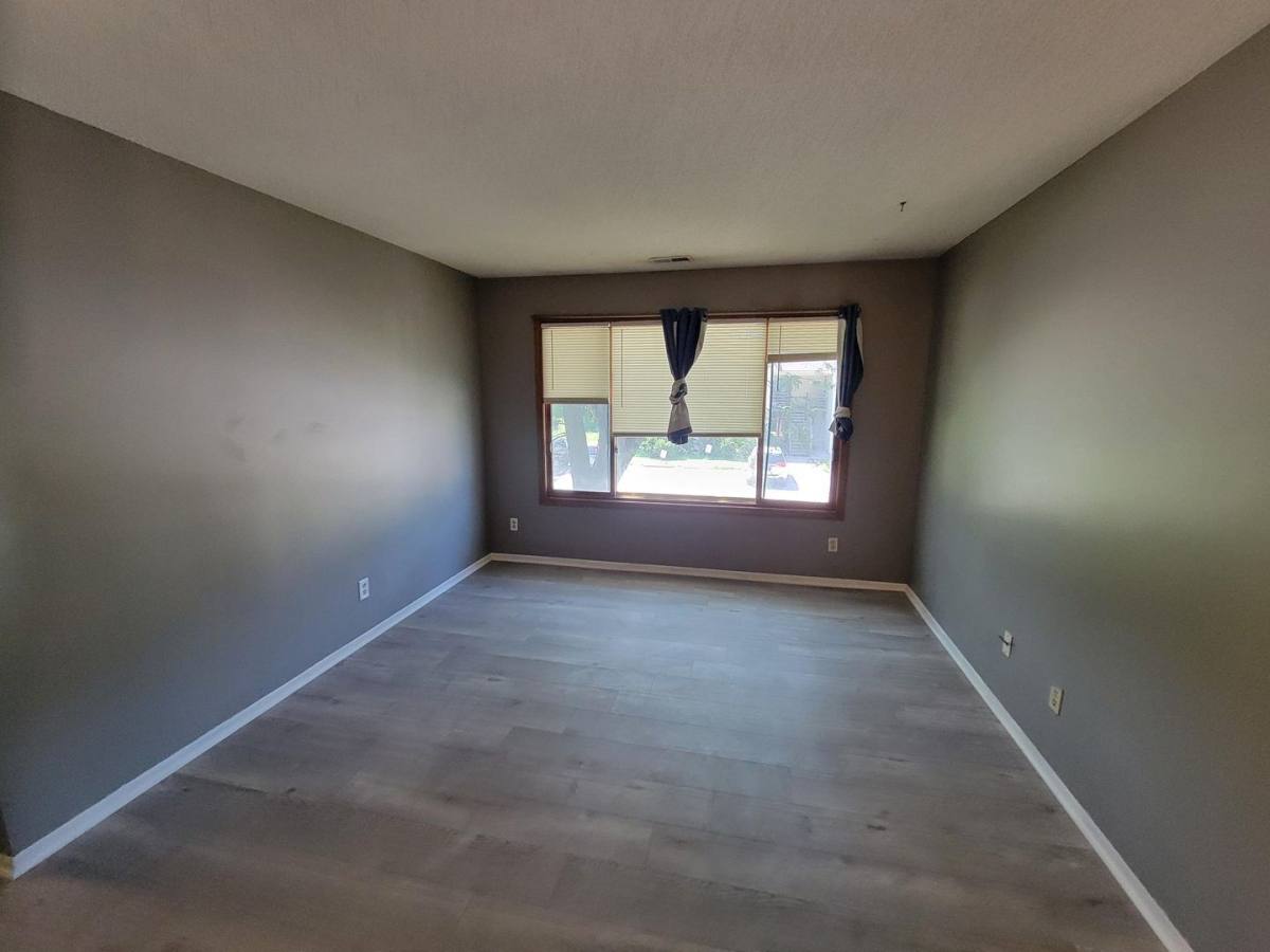 Apartment for rent at 3205 12th Ave, Council Bluffs, IA 51501