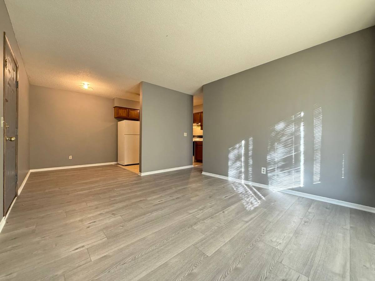 Apartment for rent at 3205 12th Ave, Council Bluffs, IA 51501