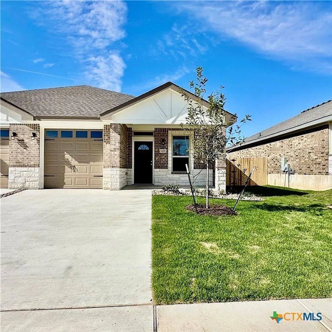 House for rent at 5209 White Rose Dr, Killeen, TX 76542