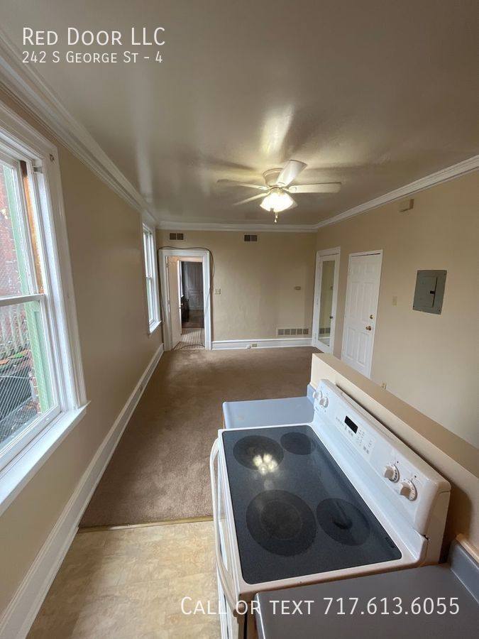 Apartment for rent at 242 S George St #4, York, PA 17401