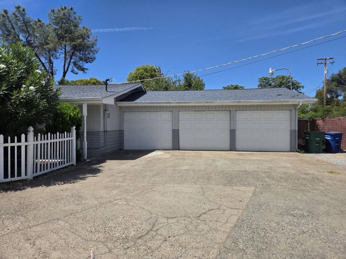 House for rent at 3910 Churn Creek Rd, Redding, CA 96002