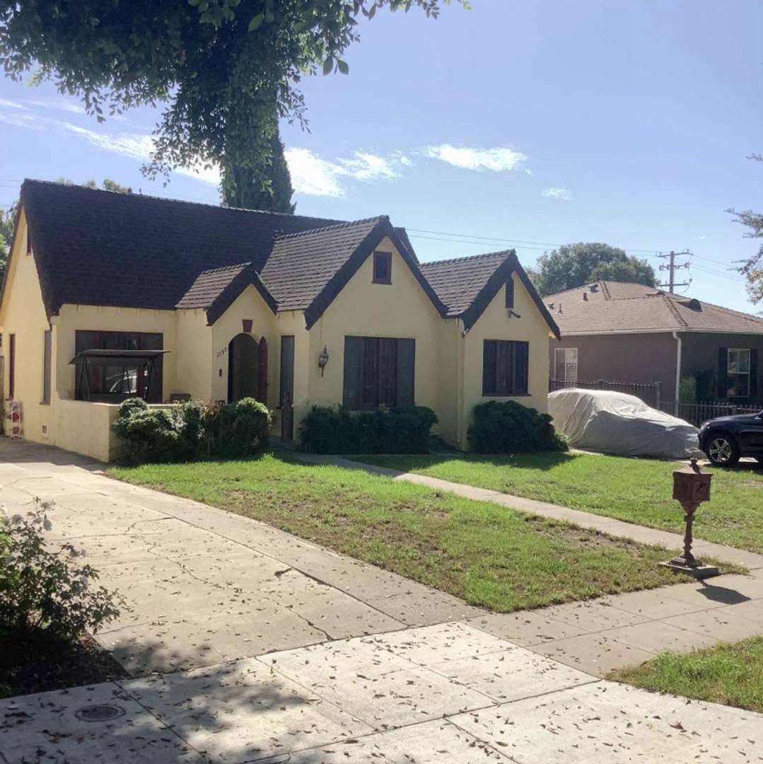 House for rent at 1135 S Birch St, Santa Ana, CA 92707