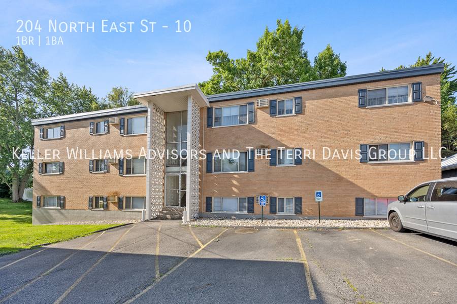 Apartment for rent at 204 N E St #10, Mason, OH 45040