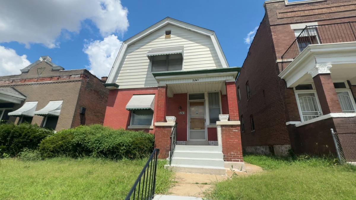 House for rent at 5241 Paulian Place, Saint Louis, MO 63113
