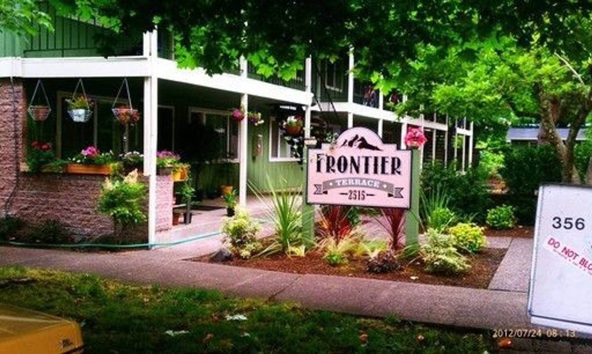 Apartment for rent at 2515 Frontier Dr, Eugene, OR 97401