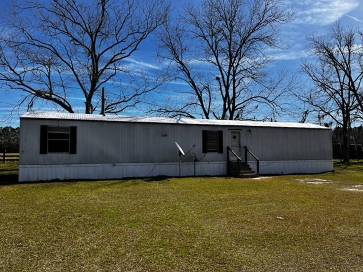 House for rent at 4700 Cat Creek Rd, Valdosta, GA 31605