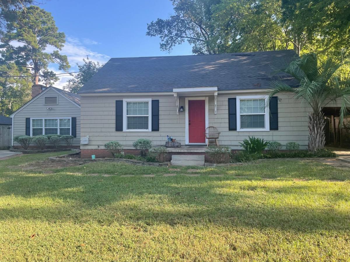 House for rent at 218 Travis St, Nacogdoches, TX 75965