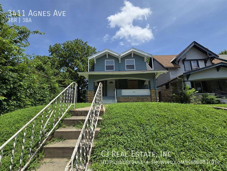 House for rent at 3411 Agnes Ave, Kansas City, MO 64128
