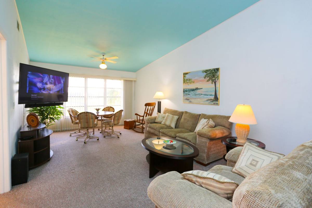 House for rent at 4030 Northlight Dr, Naples, FL 34110