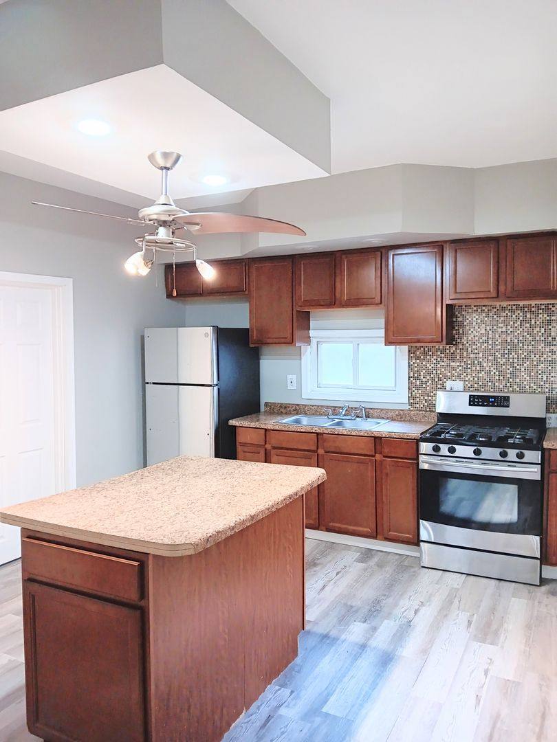 Apartment for rent at 3823 Alder St, East Chicago, IN 46312