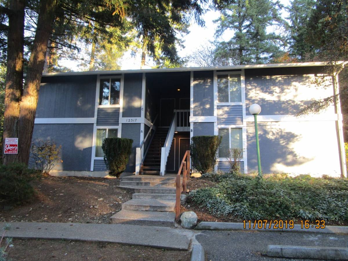 Apartment for rent at 12317 118th Ave Court E, Puyallup, WA 98374