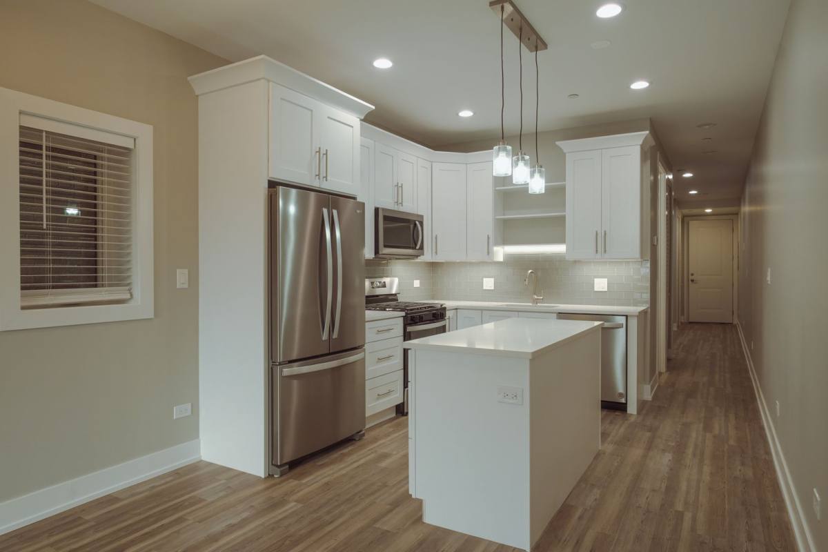 Apartment for rent at 4 Walker Ave, Clarendon Hills, IL 60514